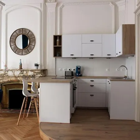 Sublime Appartement, Chic Et Confortable.